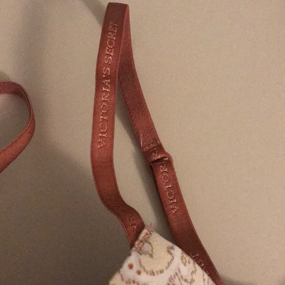 Victoria’s Secret Bra 34C - Picture 3 of 4